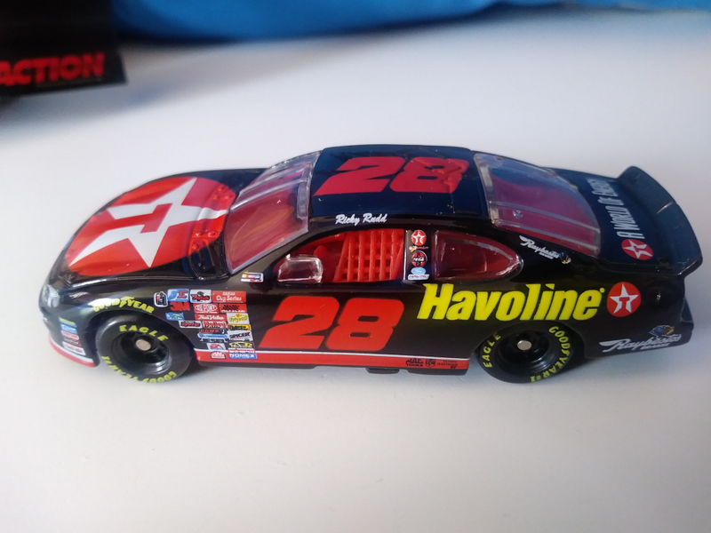 A smooth, clean paint scheme.